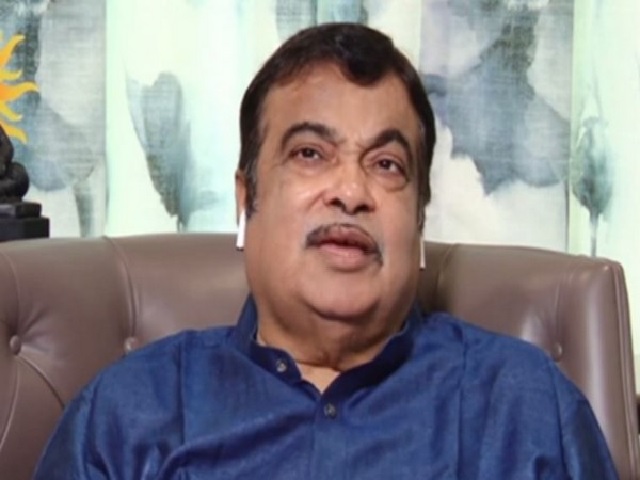 Highways Minister Nitin Gadkari launches Harit Path app, calls to reduce road construction cost by 25%